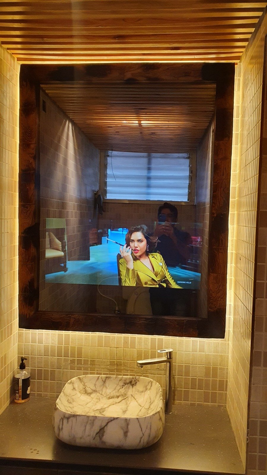 Wall Mirror TV